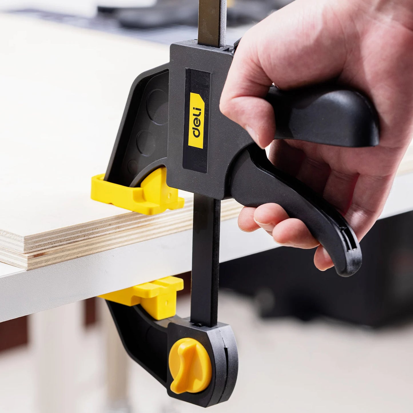 Deli Pinces À Bois 6 Et 12 Pouces Serrage Puissant Déclenchement Rapide 12 pouces 6 pouces _Hi_chtgptapp_optimised_this_description-generator _Hi_chtgptapp_optimised_this_seo-meta-description _Hi_chtgptapp_optimised_this_seo-meta-title _Hi_chtgptapp_optimised_this_tags-generator _Hi_chtgptapp_optimised_this_title-generator bricolage bois deli déclenchement rapide joint menuiserie métal non métallique pince à bois plastique presse menuiserie professionnel réglable serrage puissant serre