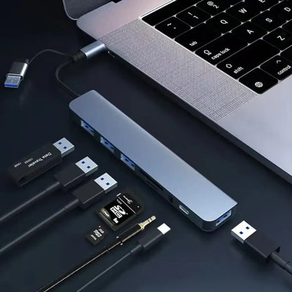 Hub USB et USB-C 8-en-2 avec lecteur de cartes et audio – détail produit 6