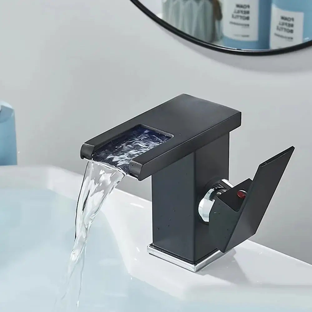 Mitigeur de lavabo cascade LED chaud/froid – détail produit 9