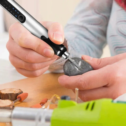 Stylo graveur électrique USB avec 37 embouts – détail 2